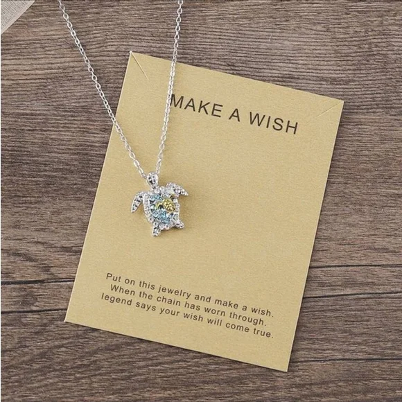 ⚠️Clearance Rhinestone Sea Turtle Pendant Silver Necklace SS - Picture 2 of 5